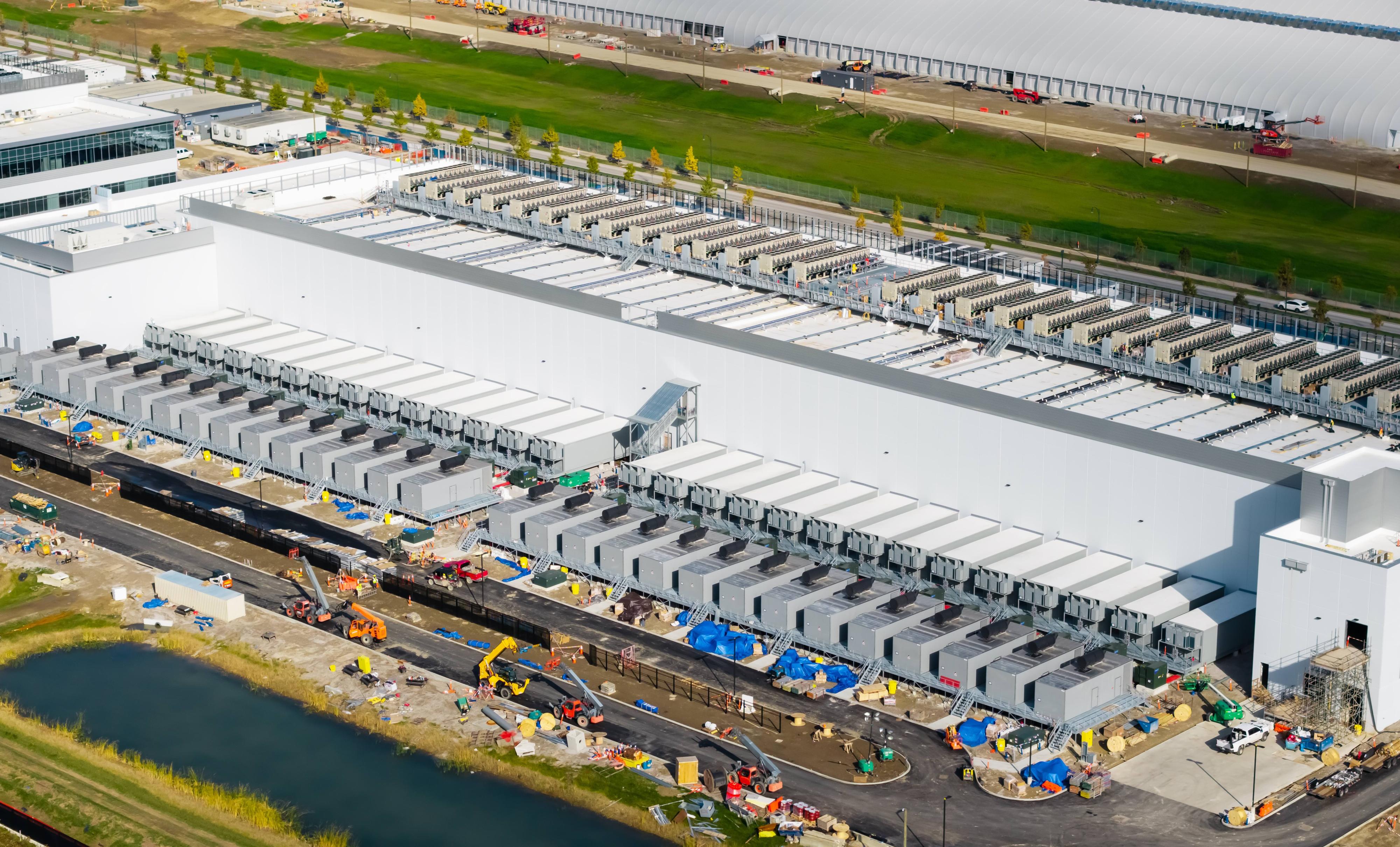 Aerial view of construction of new AI hub and Data center at the suburbs of Columbus, Ohio; Credit: Adobe Stock