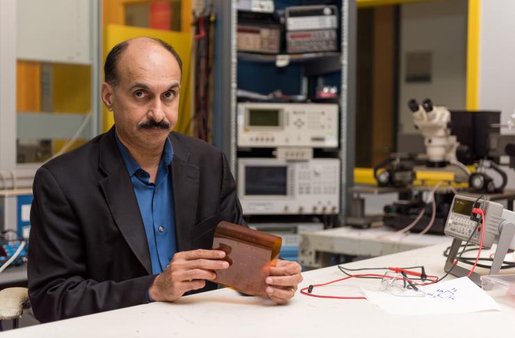 <p>Suresh Sitaraman, a professor in the George W. Woodruff School of Mechanical Engineering who is leading Georgia Tech’s flexible electronics activities. (Credit: Rob Felt)</p>