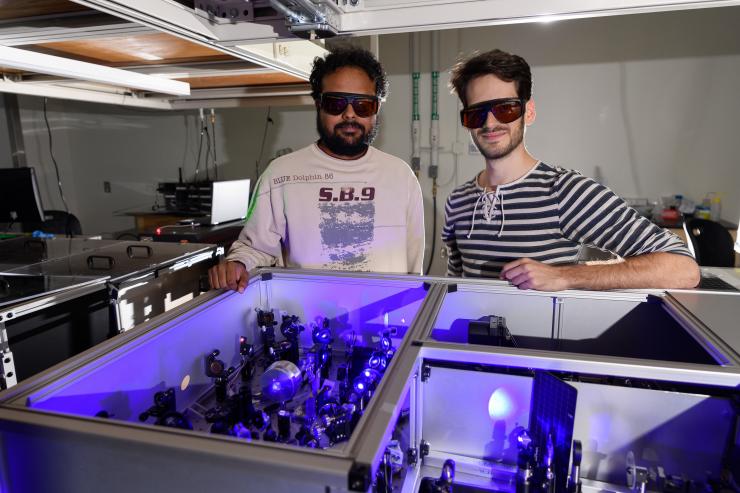 <p>First authors David Valverde-Chávez and Felix Thouin in Carlos Silva's lab at Georgia Tech.</p>