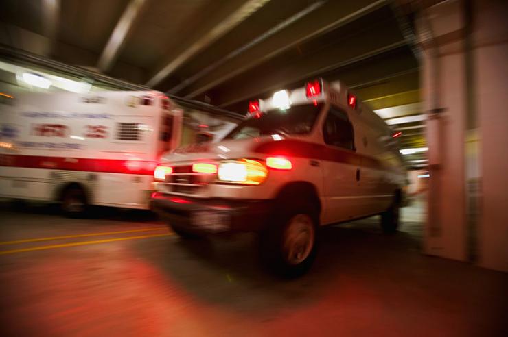 Emergency medical technicians (EMTs) could one day be better able to treat victims of vehicular accidents, gunshot wounds, or other trauma thanks to a new device under development that may more accurately assess the effects of blood loss due to hemorrhage. (Credit: Getty Images, not for republication)