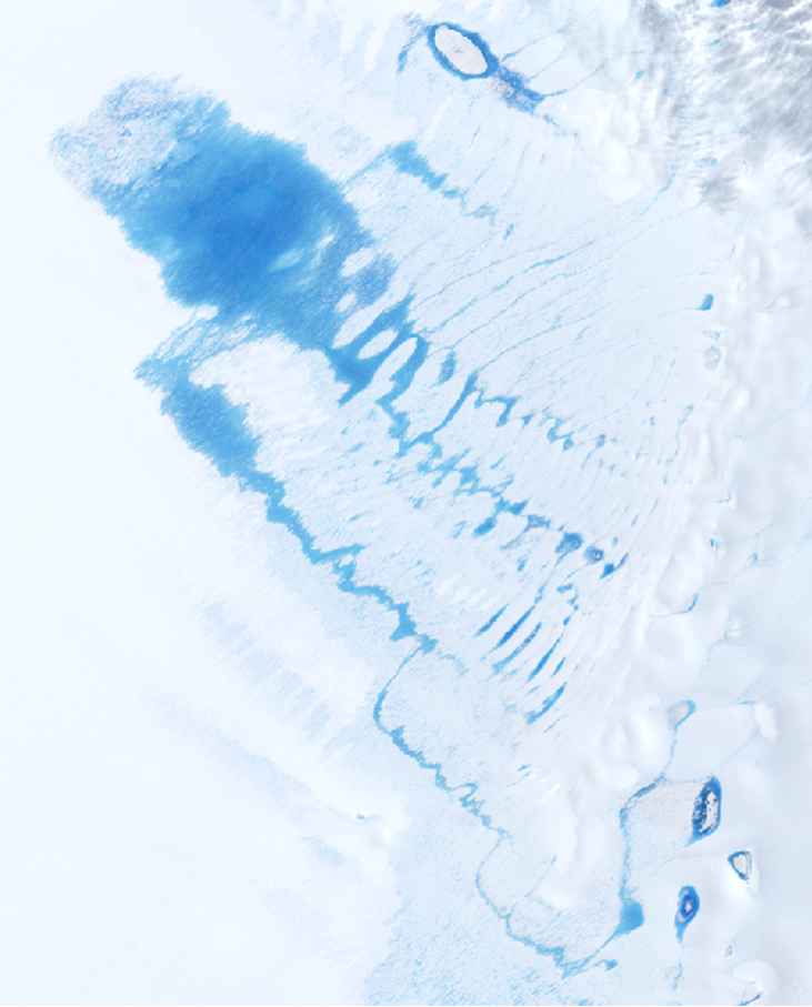 <p> Meltwater lake in East Antarctica observed from the Landsat 8 satellite (Photo: USGS)</p>