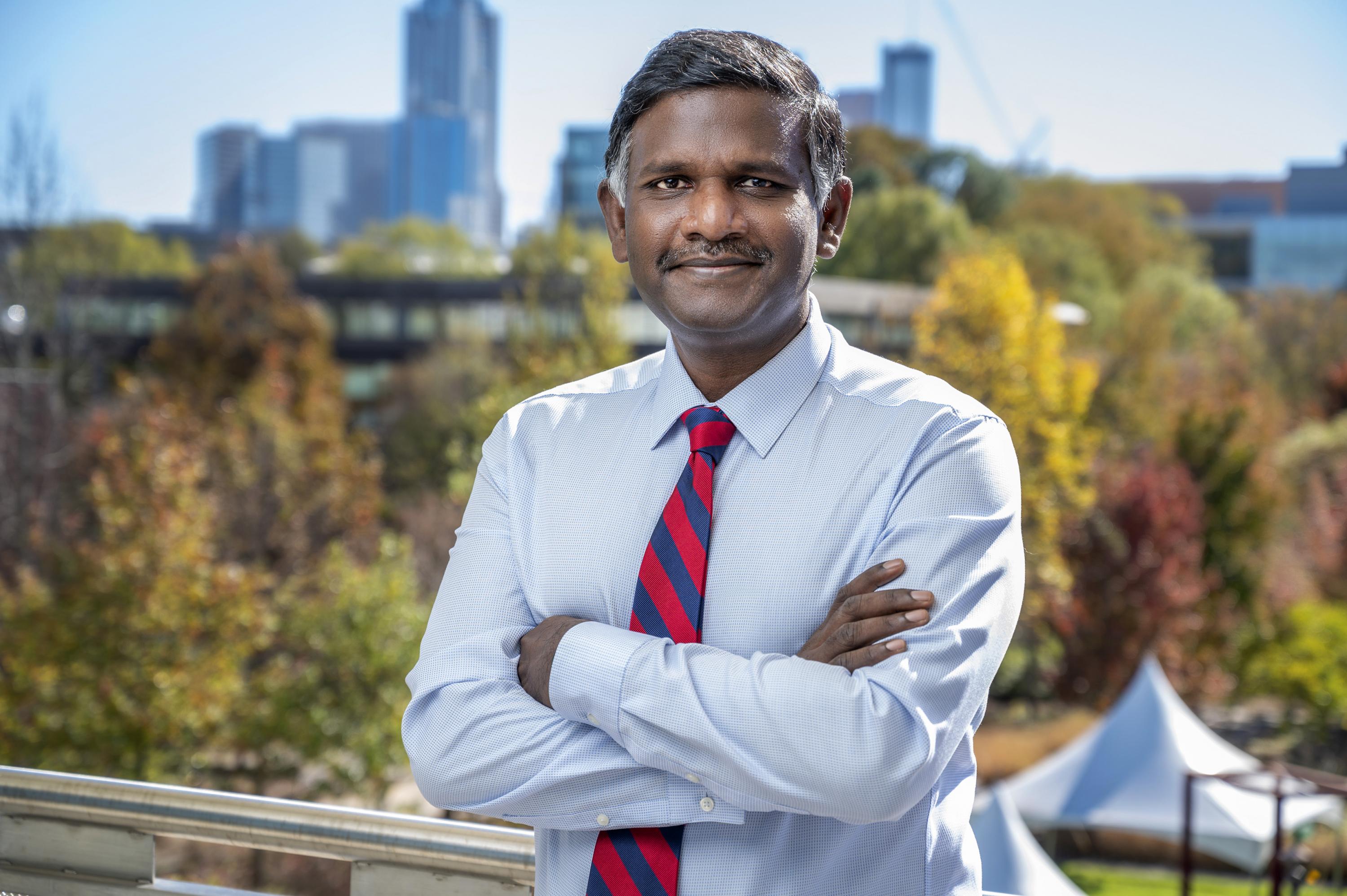 Raghupathy “Siva” Sivakumar - 2 Portrait of Raghupathy Sivakumar