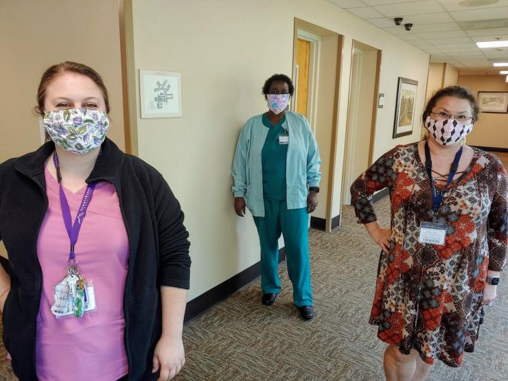 <p>SummitRidge Hospital employees wearing face coverings sewn by Sewing Masks for Area Hospitals. (Photo courtesy: SMAH)</p>