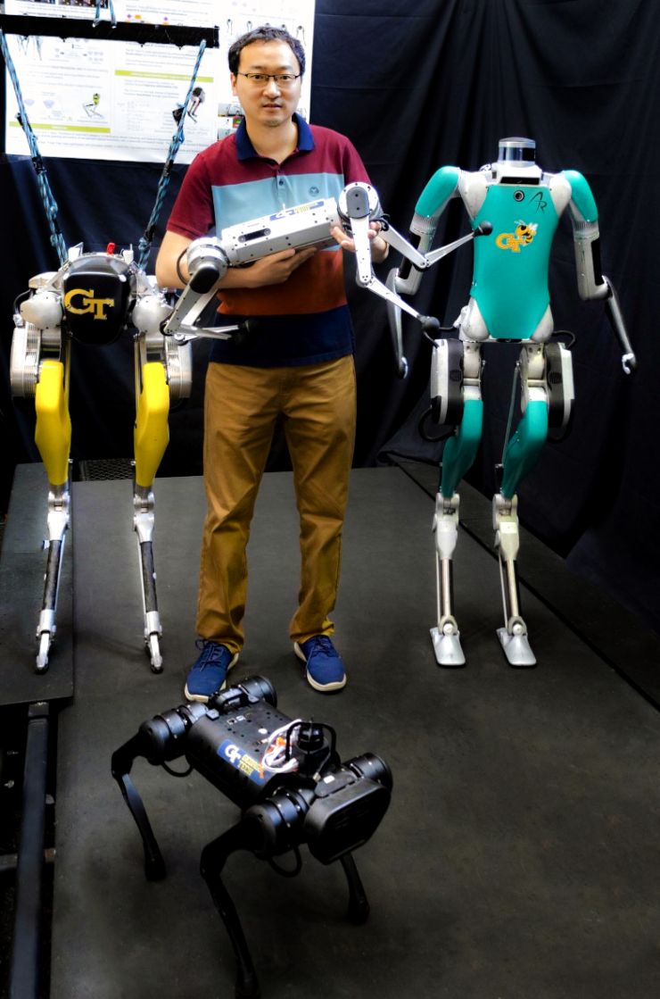 <p>Professor Ye Zhao and the LIDAR Lab Robots</p>