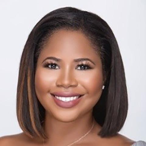 Lacey Cameron headshot