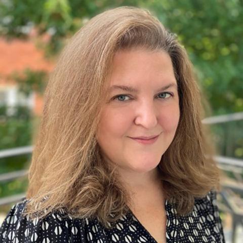 Stephanie Stephens headshot