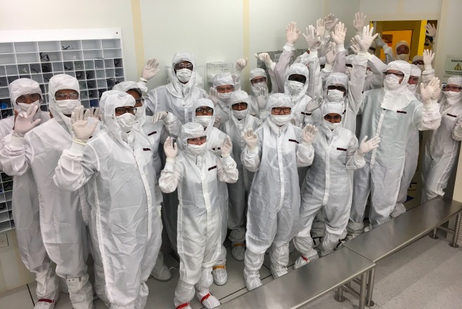 Elementary School Visit to the IEN Cleanrooms