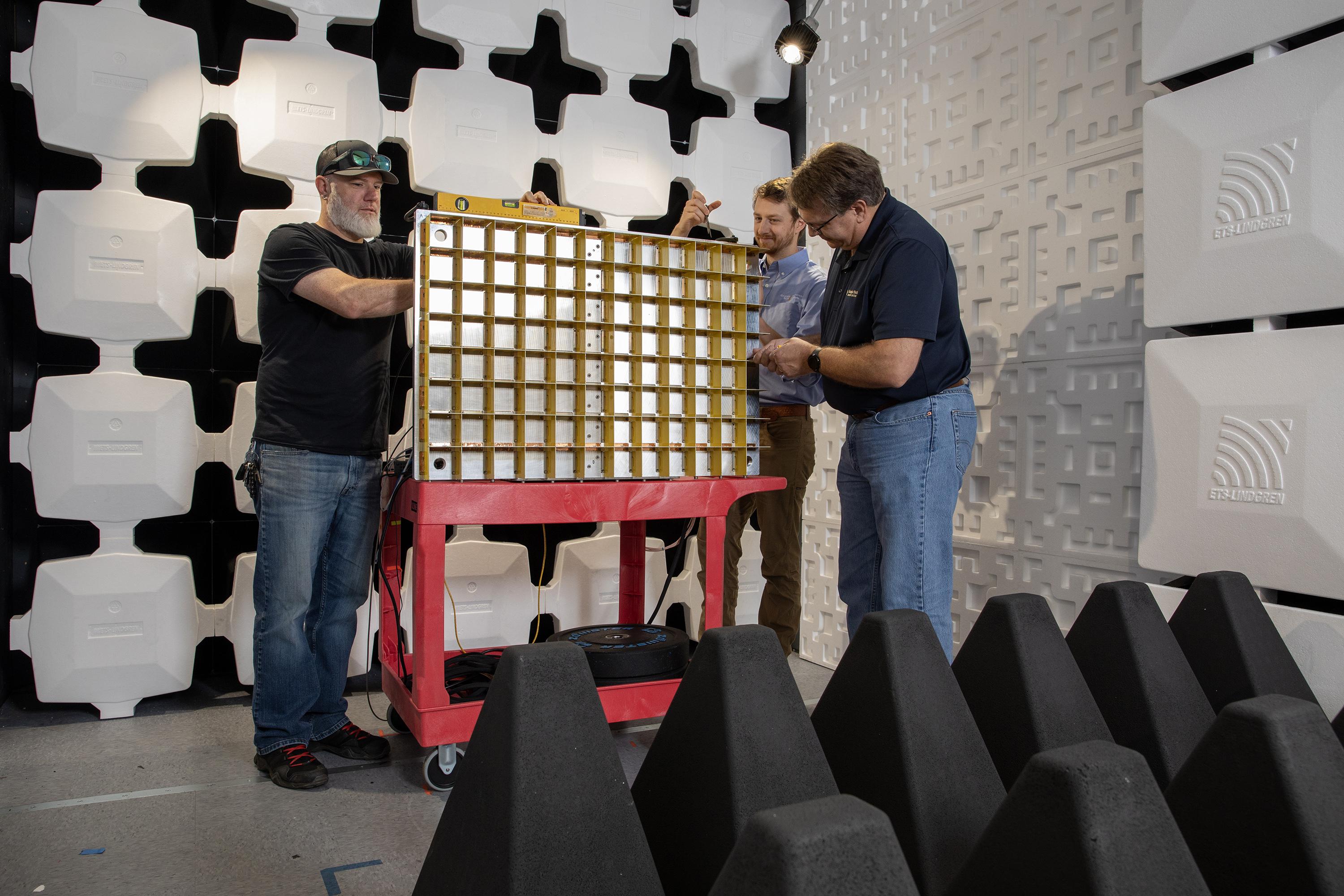 Researchers test Adaptive Phased Array Antenna