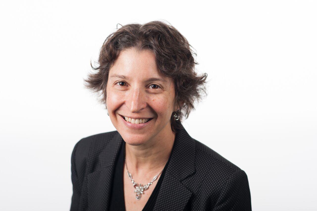Portrait of Dr. Jennifer Hirsch