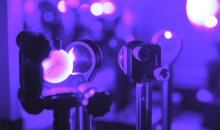 <p>Laser light in the visible range is processed for use in the testing of quantum properties in materials in Carlos Silva's lab at Georgia Tech. Credit: Georgia Tech / Rob Felt</p>