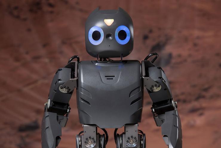 <p>In two studies, people found robots to be pretty incompetent, particularly as comedians. Credit: Georgia Tech / Rob Felt</p>